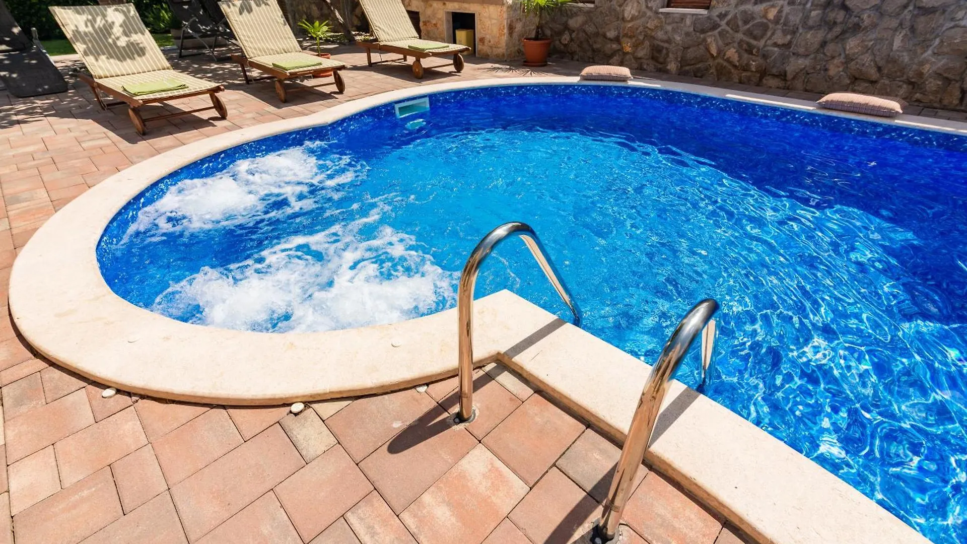 Private Villa Soulset With Swimming Pool Vantacici